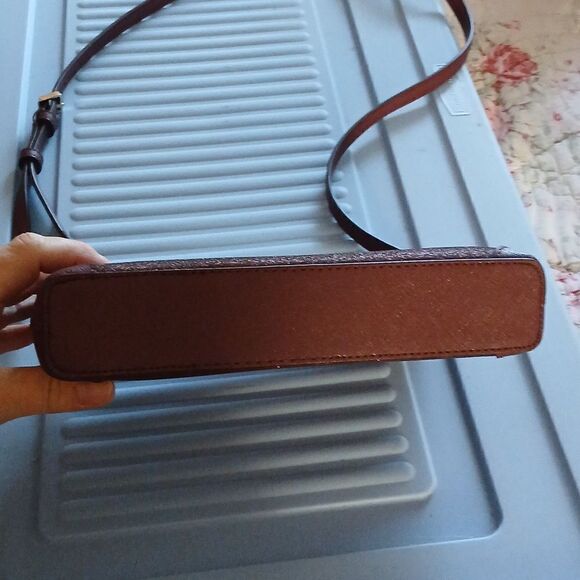 Kate Spade  - Picture 3 of 6